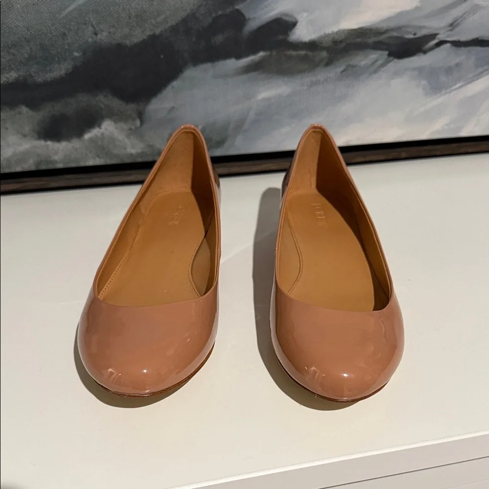 J Crew Classic Patent Leather Ballet Flats in Blush - Size 8.5 NWT - Picture 2 of 4
